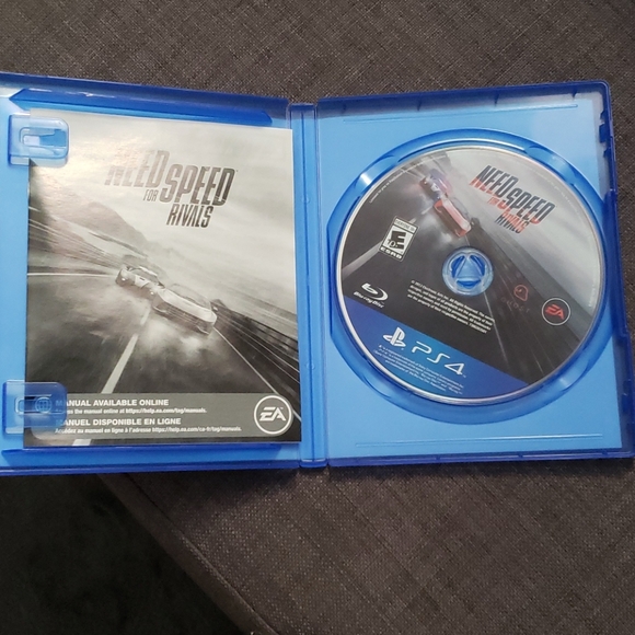 Need for speed ps4 game - Picture 2 of 3